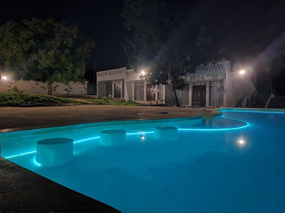Cave Diani Holiday Apartments Diani Beach Εξωτερικό φωτογραφία