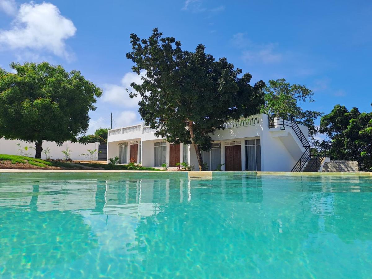 Cave Diani Holiday Apartments Diani Beach Εξωτερικό φωτογραφία