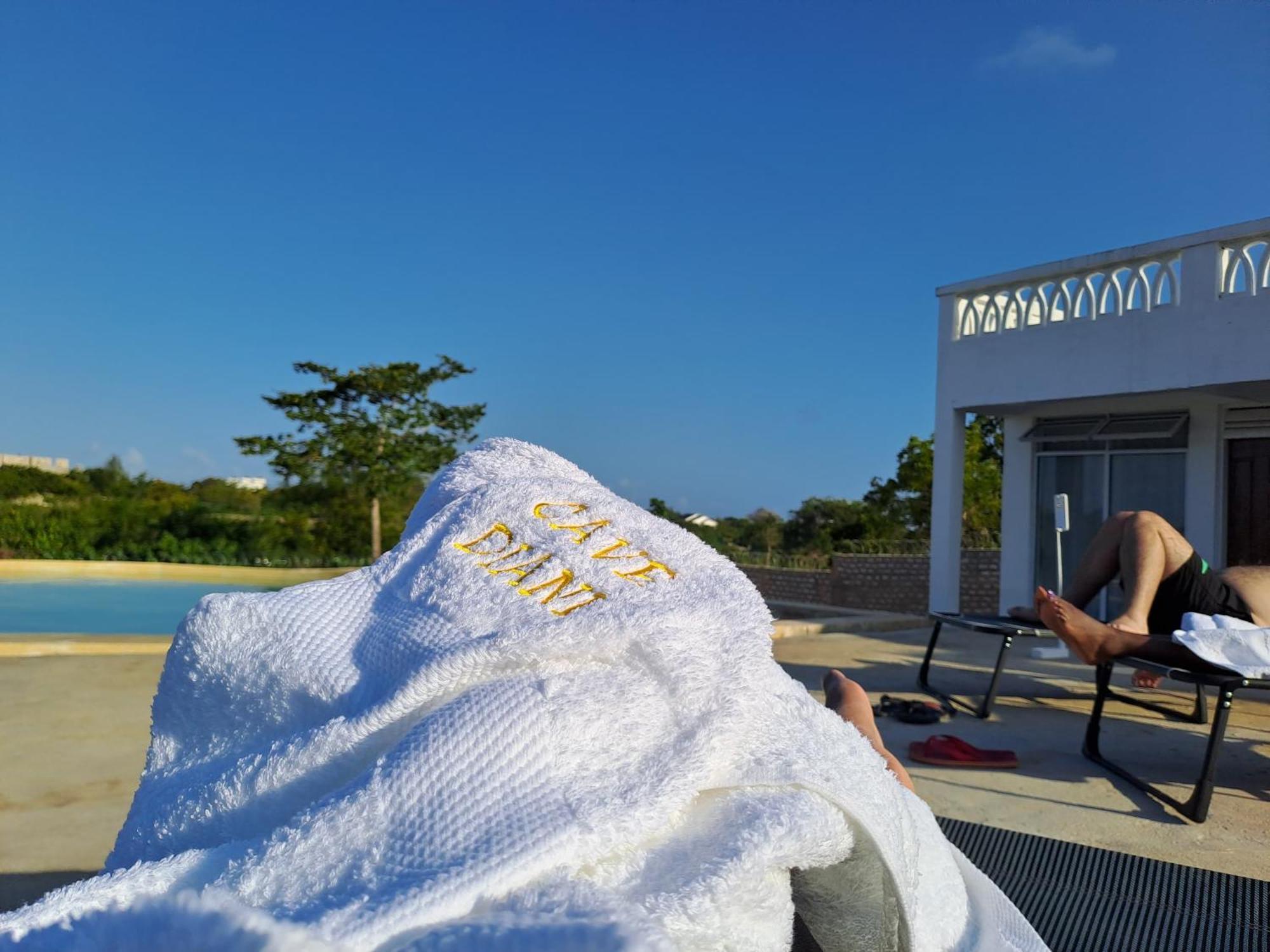 Cave Diani Holiday Apartments Diani Beach Εξωτερικό φωτογραφία